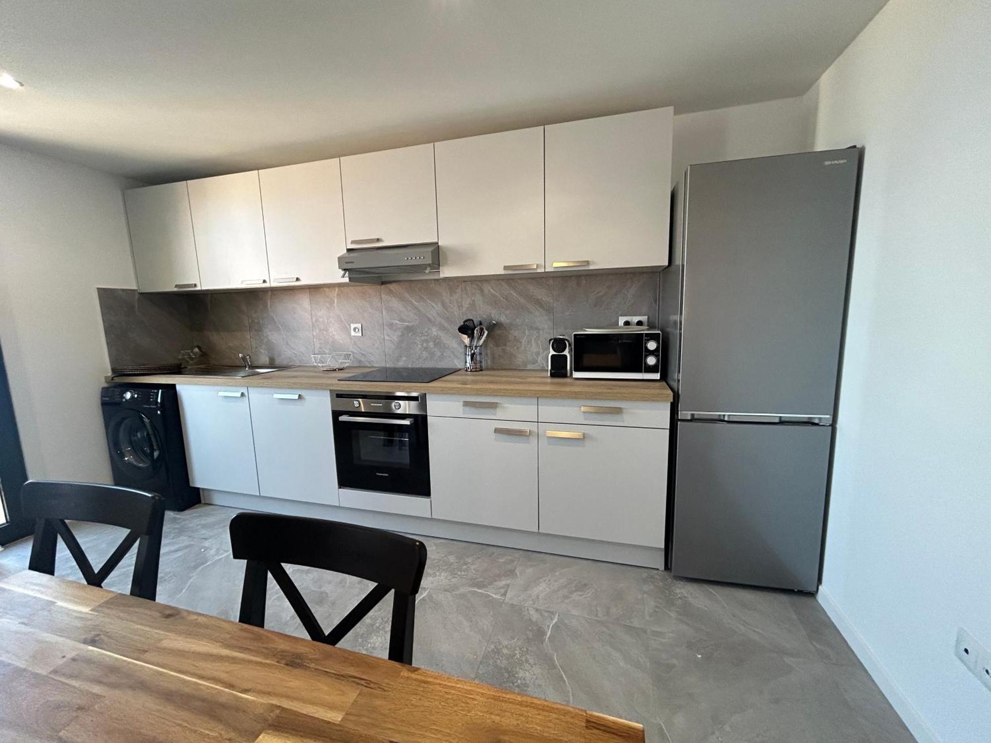 Residence "A Torbia" , 4 Appartements De 2 A 6 Personnes 拉杜尔比 客房 照片